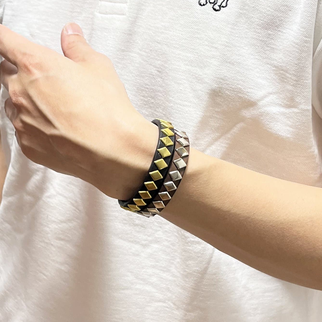 【7月入荷予定】Diamond Studs Wristband [25-2-AC02]